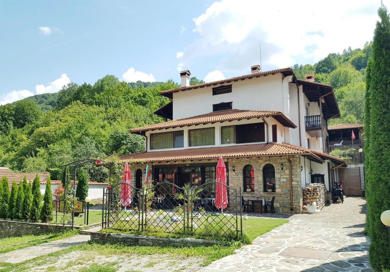 Family Hotel Chiflik Hills Luaran gambar