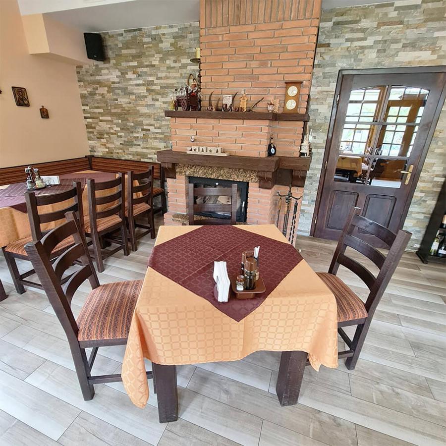 Family Hotel Chiflik Hills Luaran gambar