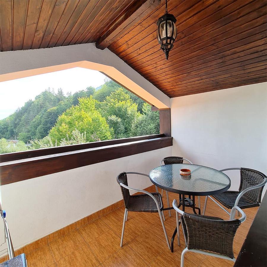 Family Hotel Chiflik Hills Luaran gambar