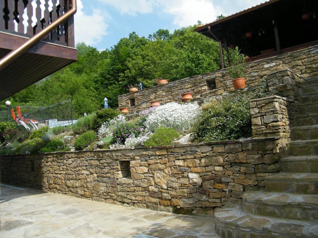 Family Hotel Chiflik Hills Luaran gambar