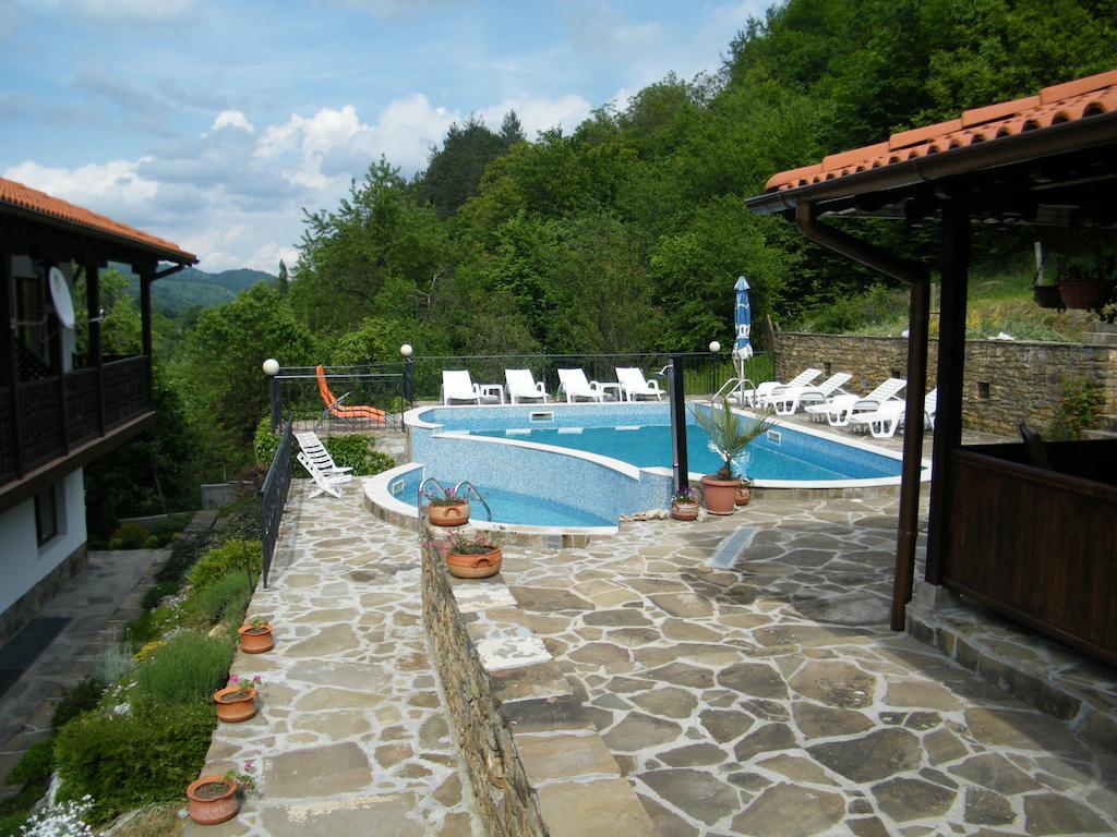 Family Hotel Chiflik Hills Luaran gambar